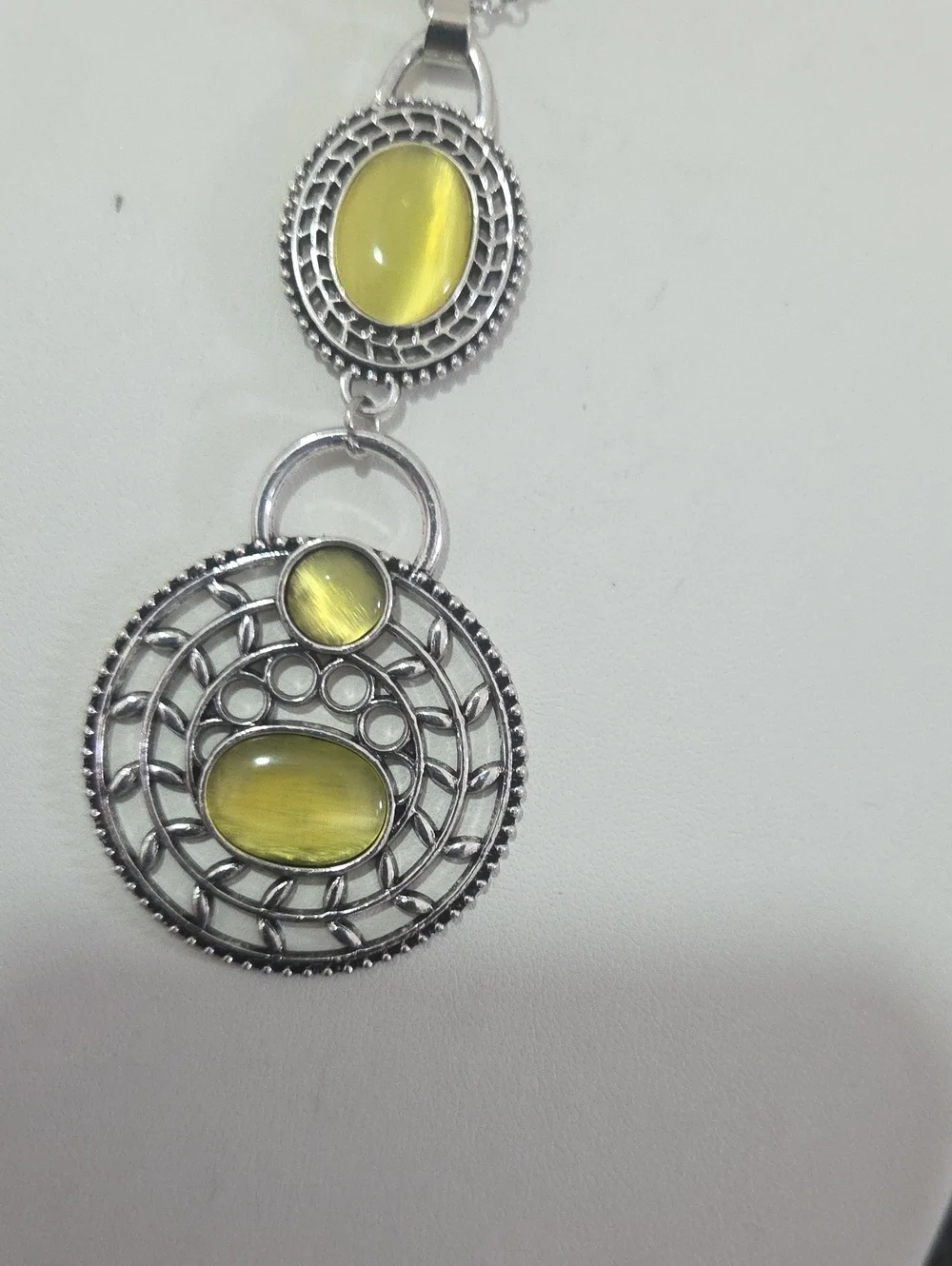 Paparazzi Hook Vine And Sinker Yellow Necklace NWT